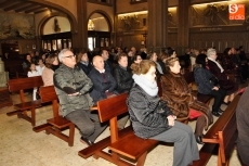 Foto 3 - Multitudinaria misa de la familia Salesiana en María Auxiliadora presidida por el obispo