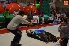 Navilandia acoge exhibiciones de gimnasia r&iacute;tmica y patinaje