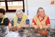 El Ayuntamiento ofrece por primera vez talleres abiertos temáticos para mayores