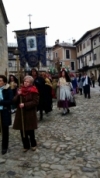 Foto 2 - Las mujeres de La Alberca escoltan a Santa Águeda en los actos celebrados en su honor