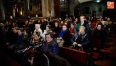 Foto 6 - Las mujeres de Salamanca honran a Santa Águeda tomando el bastón de mando 