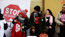 Foto 3 - Stop Desahucios celebra sus dos años de actividad con una chocolatada reivindicativa