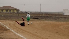 Foto 5 - El F.C Babilafuente vence por tres goles a uno al Arapiles C.F.