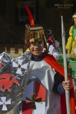 Foto 5 - Los niños de la escuela celebran el Carnaval con un mercado medieval solidario