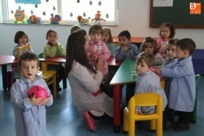 Foto 4 - Los niños de la guardería municipal disfrutan del Carnaval