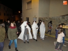 Foto 6 - Los niños protagonizan el Entierro de la Sardina en Ledrada