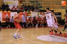 Foto 3 - Aquimisa CB Tormes vence con contundencia y suma su novena victoria consecutiva (90-66)