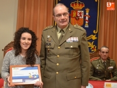 Foto 4 - Lidia Llamazares, del IES ‘Ramos del Manzano’, se hace con el premio provincial ‘Carta a un...