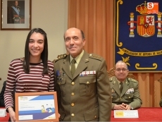 Foto 6 - Lidia Llamazares, del IES ‘Ramos del Manzano’, se hace con el premio provincial ‘Carta a un...