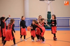 Foto 6 - Fiesta del baloncesto infantil en Villares de la Reina con la IV Jornada del PequeBasket