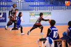 Foto 5 - Fiesta del baloncesto infantil en Villares de la Reina con la IV Jornada del PequeBasket