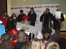 Más de 200 personas participan en el Desfile del Carnaval de Salesas