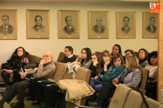 ‘La tutela de cerca’, a debate en una charla con profesionales de enfermedades mentales