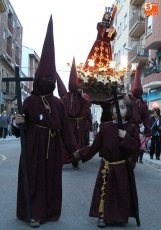 Foto 6 - La procesión de La Pasión despierta las emociones