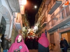Foto 5 - La procesión de Nuestra Señora de las Angustias redondea una noche memorable