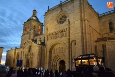 Foto 4 - La Semana Santa alcanza su cénit en una Carrera con más pasos que nunca