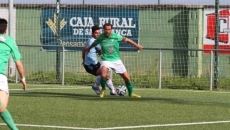 Foto 3 - El Guijuelo vence al Celta B y vuelve a tener el play-off al alcance de la mano (2-0)