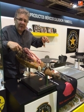 Foto 3 - El jamón ibérico, rey de la gastronomía internacional en el 'Salón del Gourmet'