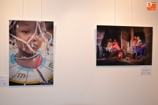 Foto 4 - Cruz Roja acerca a la mujer masái hasta la Casa de la Cultura