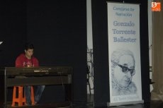 Foto 4 - El IES Torres Villarroel entrega los premios del XIV concurso de narración Torrente Ballester 