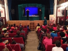Foto 4 - Los escolares de la Sierra de Francia participan en la Escuela de Espectadores de Titiriqueros 2015
