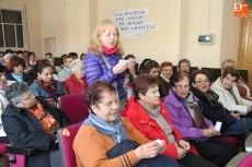 Foto 5 - La Asociación de Mujeres recupera la memoria de ‘Gabo’ y Ana María Matute