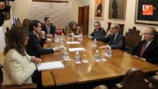 Foto 3 - Mañueco apuesta por los jóvenes investigadores y destinará 4 millones para formentar el...