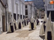 Ledrada se viste de blanco en el reencuentro de la Virgen y el Ni&ntilde;o
