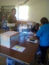 Foto 2 - El suplente en la Presidencia conforma la mesa electoral en Las Casas del Conde