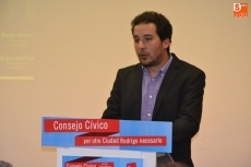 Foto 4 - Vigilar el cumplimiento del programa electoral, misión del Consejo Cívico creado por IU