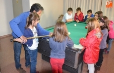 Foto 4 - El Centro de Mayores desarrolla una jornada intergeneracional con alumnos del Colegio Miróbriga