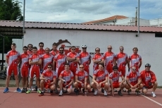 Foto 5 - El Club Ciclista Barruecopardo inicia su andadura con 43 corredores