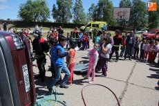 Foto 4 - Los alumnos del CEIP Manuel Moreno Blanco se preparan para ser los bomberos del mañana