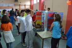 Foto 3 - Divertida mañana científica a base de experimentos en el Colegio Miróbriga