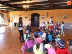 Foto 4 - El CEIP Miguel de Cervantes participa en el Aula de Naturaleza con Venancio Blanco