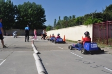 Foto 3 - La Policía Local enseña a circular a 500 escolares de 5º y 6 º de Primaria
