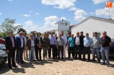 Foto 5 - La consejera de Agricultura y Ganadería defiende en Vitigudino el trabajo realizado en la nueva...