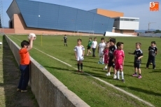 Foto 5 - El Ciudad Rodrigo CF desarrolla la última sesión de su Escuela de Fútbol