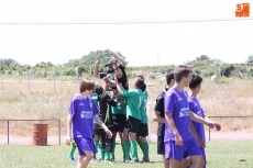 Foto 6 - El CDF Vitigudino celebra el ascenso a Primera División con una nueva victoria frente al Jai-Alai...
