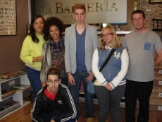 Alumnos del Hernández Vera conocen la evolución de las empresas del sector de peluquerías