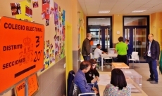  La fiesta de la democracia en el todos contra uno y uno contra todos