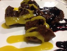 ¿Dónde puedes comer la mejor hamburguesa de morucha y un coulant de chocolate?