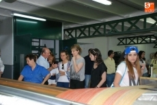 Foto 6 - Alumnos del Ciudad de Béjar visitan fábricas téxtiles como parte de su proceso educativo
