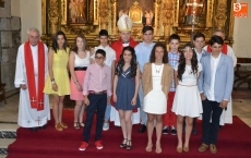 Foto 4 - El Obispo confirma a once jóvenes en San Andrés
