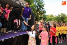 Foto 4 - Félix García Losada ofrece un emotivo pregón en las fiestas del barrio de Pizarrales