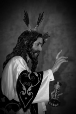 Foto 3 - Emotiva bendición de ‘Nuestro Padre Jesús de la Redención