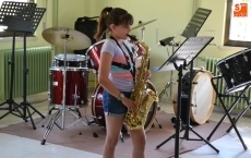 Foto 5 - Los alumnos de saxofón abren las audiciones de fin de curso de la Escuela de Música