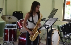 Foto 3 - Los alumnos de saxofón abren las audiciones de fin de curso de la Escuela de Música
