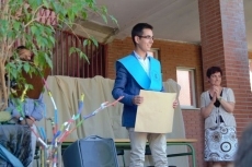 Foto 3 - Ilusión en la graduación de los alumnos de 2º de Bachillerato del IES Senara