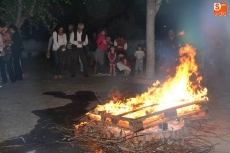 Foto 6 - El CSA Aldea devuelve la luz de la hoguera a la noche de San Juan